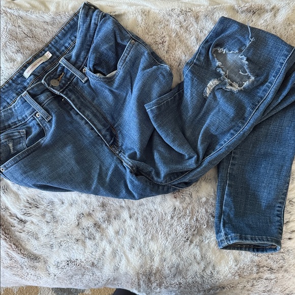 Levi's Blue Skinny Jeans for Women - Picture 1 of 2